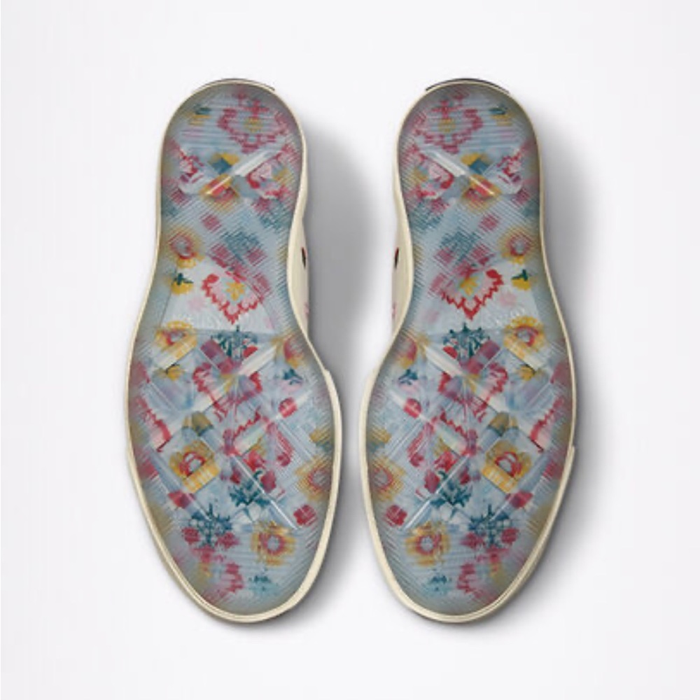High Top Converse Chuck 70 Floral Embroidery Women’s High Top Shoe - Picture 6 of 11